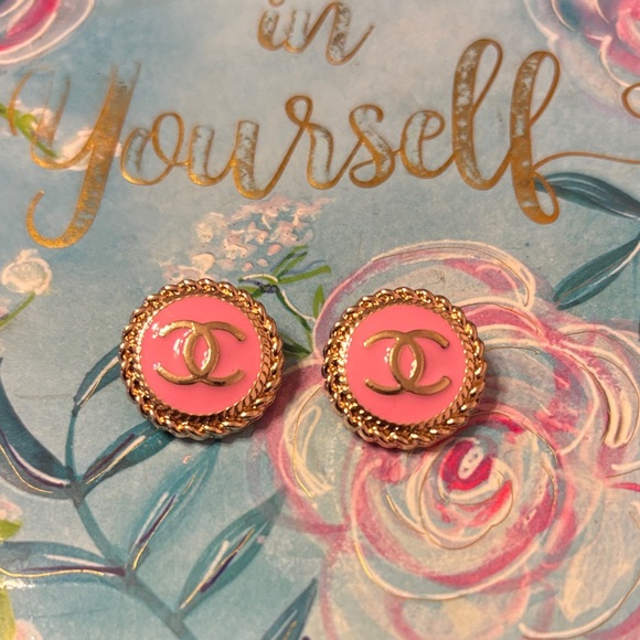 CHANEL Pink and Gold Logo Buttons